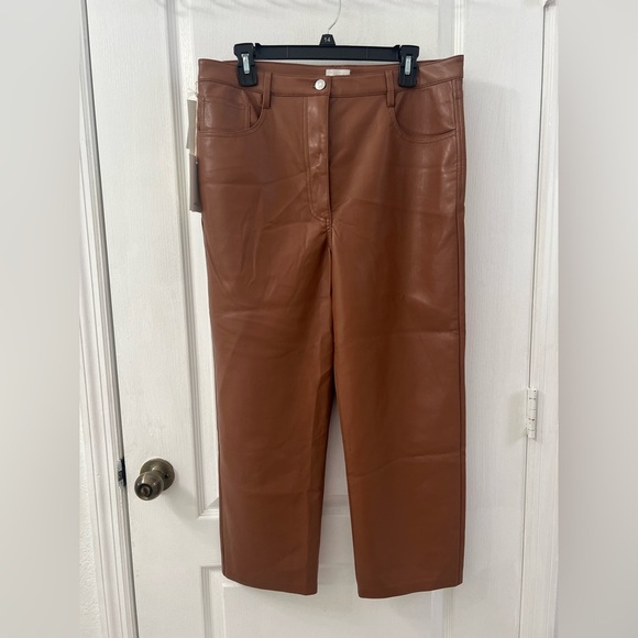 Aritzia Wilfred The Melina™ Cropped Pant Color  Epicurean Brown (Size 14) - Picture 9 of 13